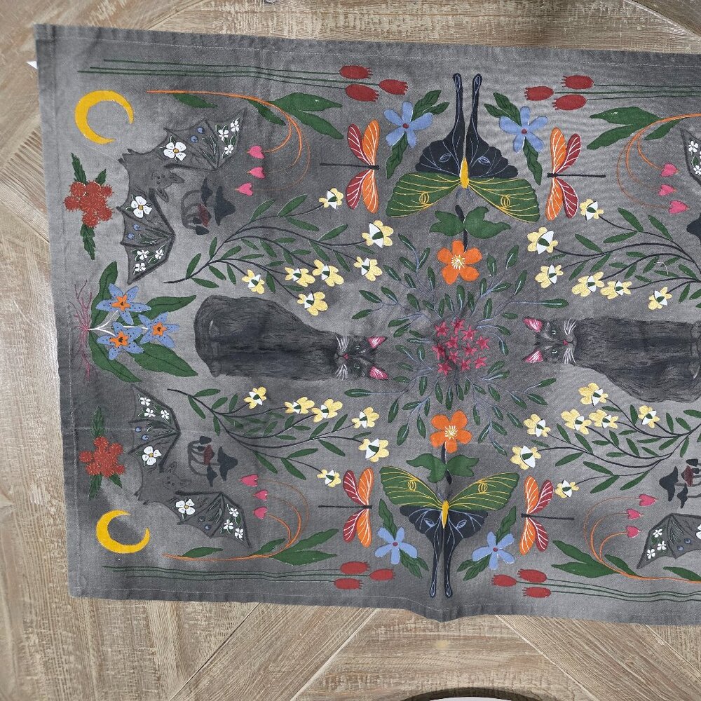 NEW Anthropologie Cat Halloween Table Runner Sz 30x21